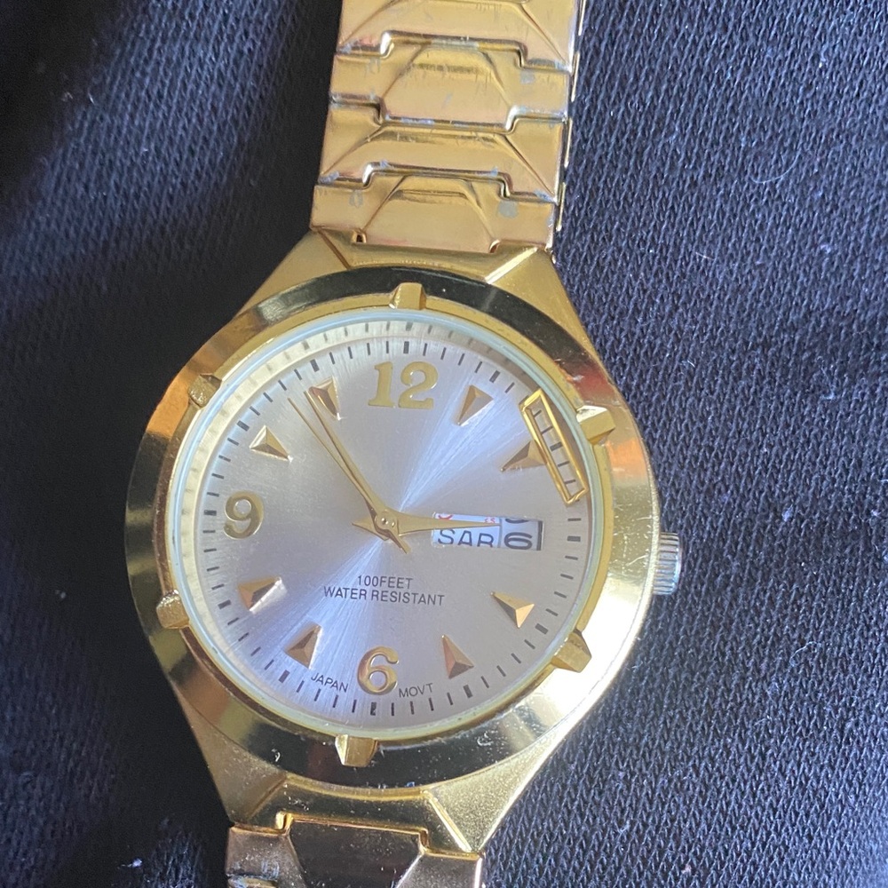 Sleek Gold-Tone Watch